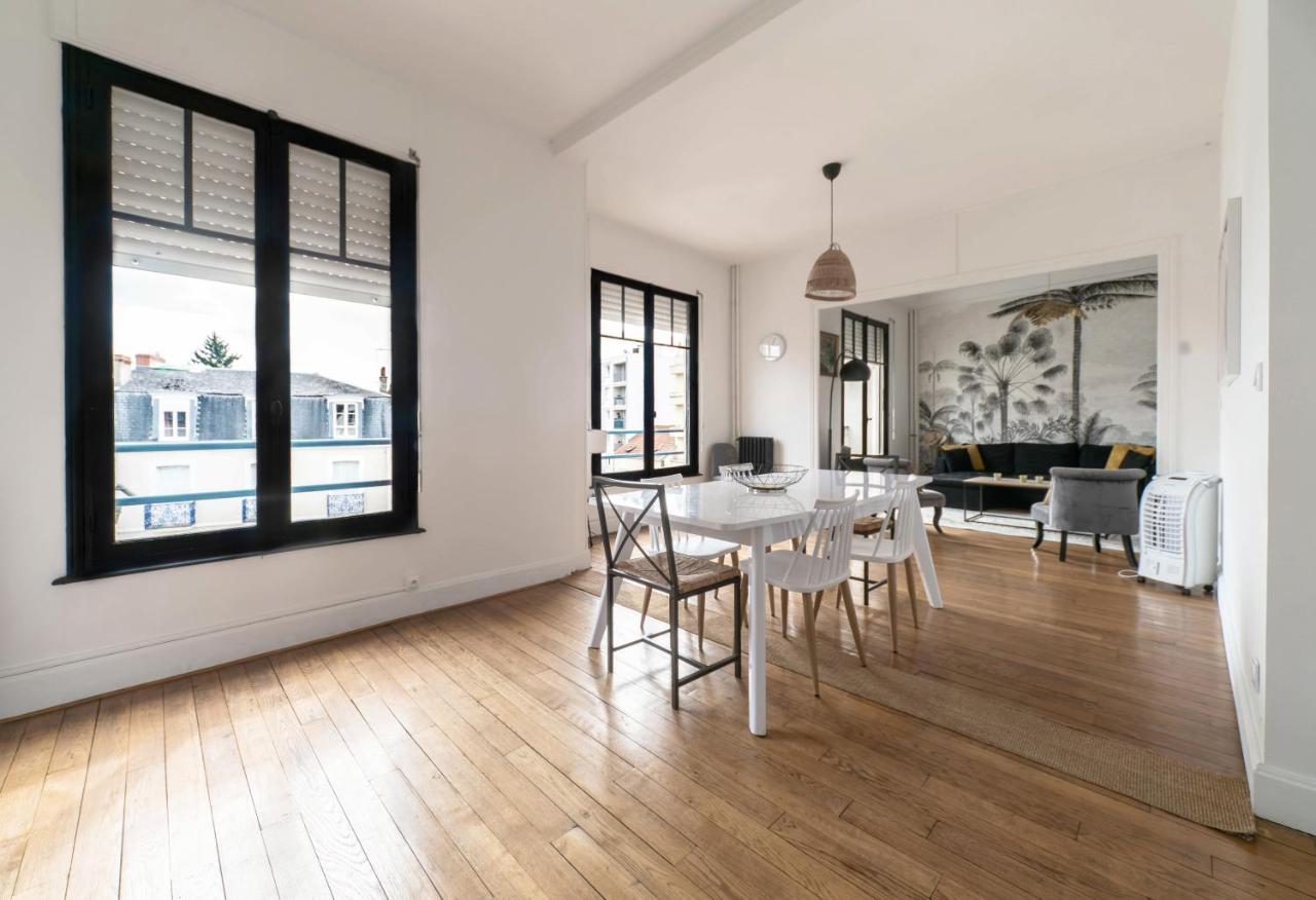 Residence Le Paris - Appartements Centre Ville Виши Экстерьер фото