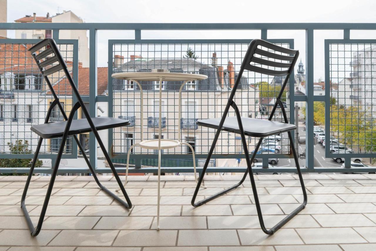 Residence Le Paris - Appartements Centre Ville Виши Экстерьер фото